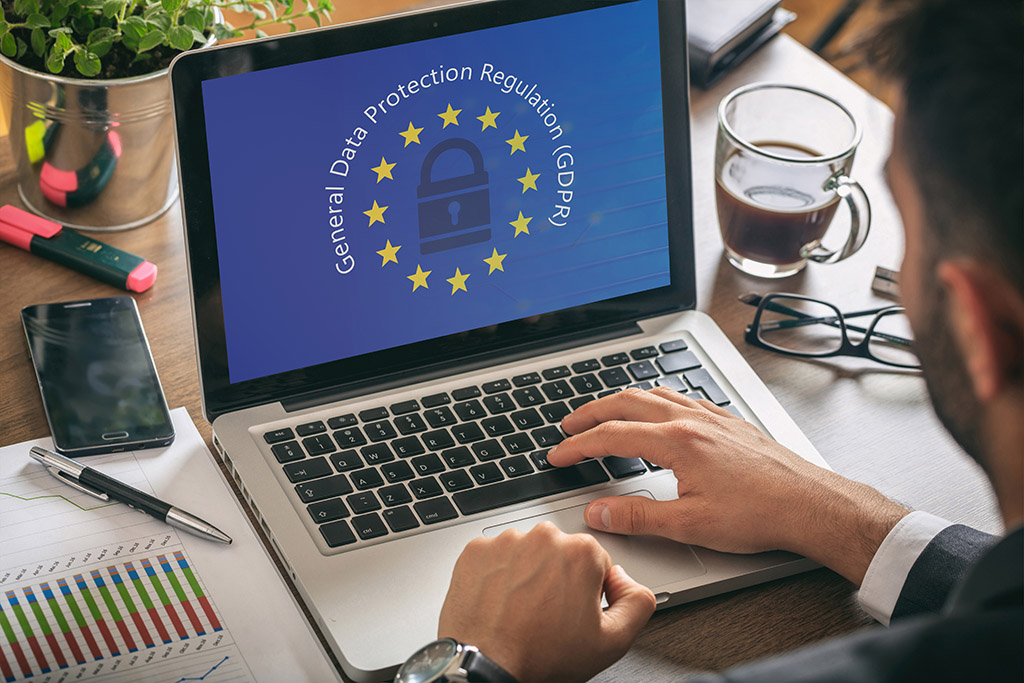 PC che mostra il logo GDPR